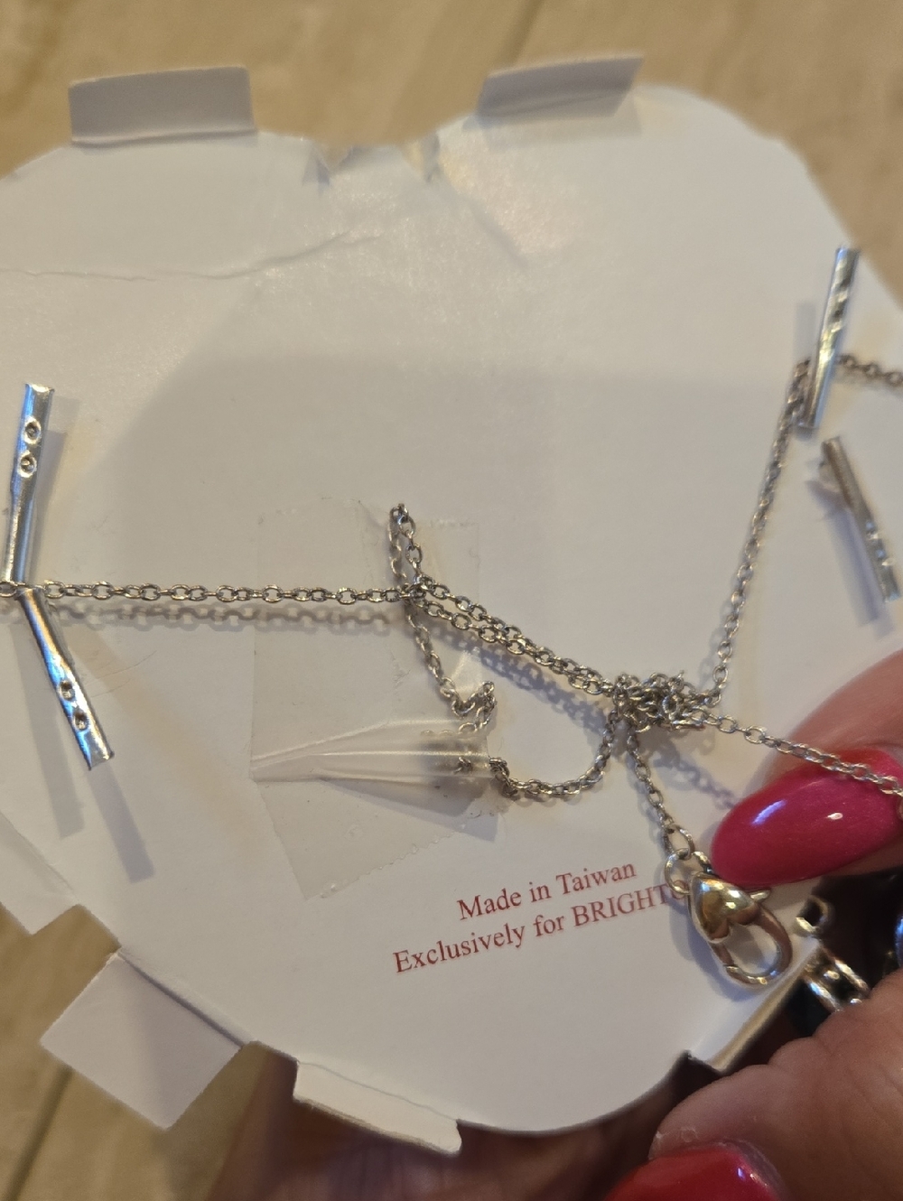 New Brighton "Your True Color" Emerald Necklace - Picture 4 of 12